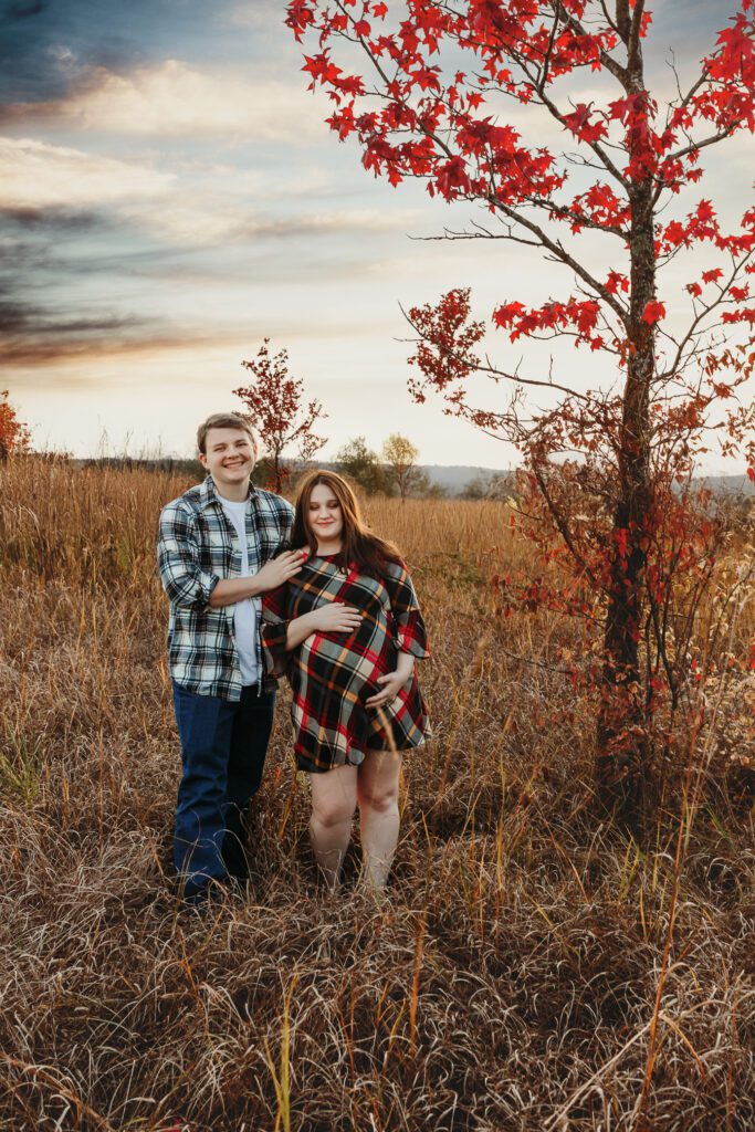 fall-maternity-photoshoot-carmel-indiana-central-park